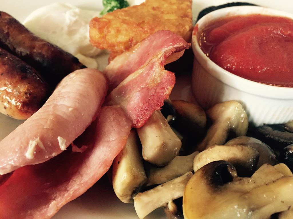 Inn The Ivanhoe, Scarborough 3*